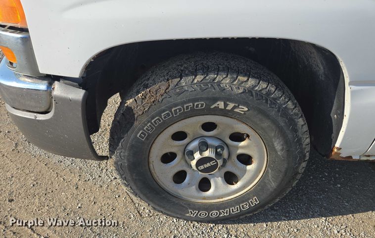 image for item EF1804 2007 GMC Sierra 1500 SL  pickup truck