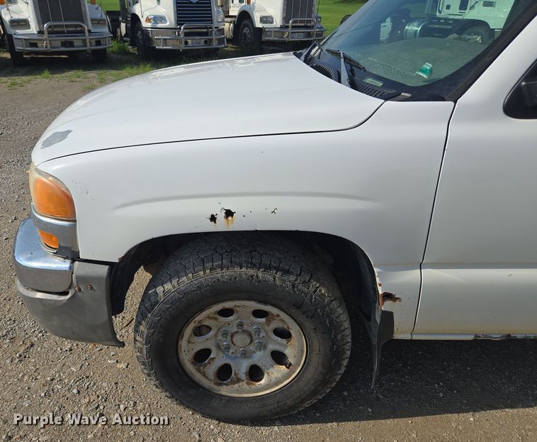 image for item EF1809 2006 GMC Sierra1500 SL  pickup truck