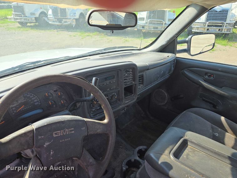 image for item EF1809 2006 GMC Sierra1500 SL  pickup truck