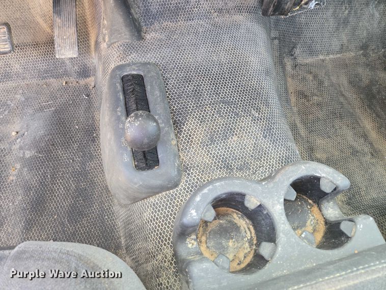 image for item EF1809 2006 GMC Sierra1500 SL  pickup truck