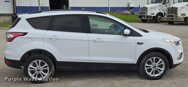 image for item EF1810 2018 Ford Escape SUV