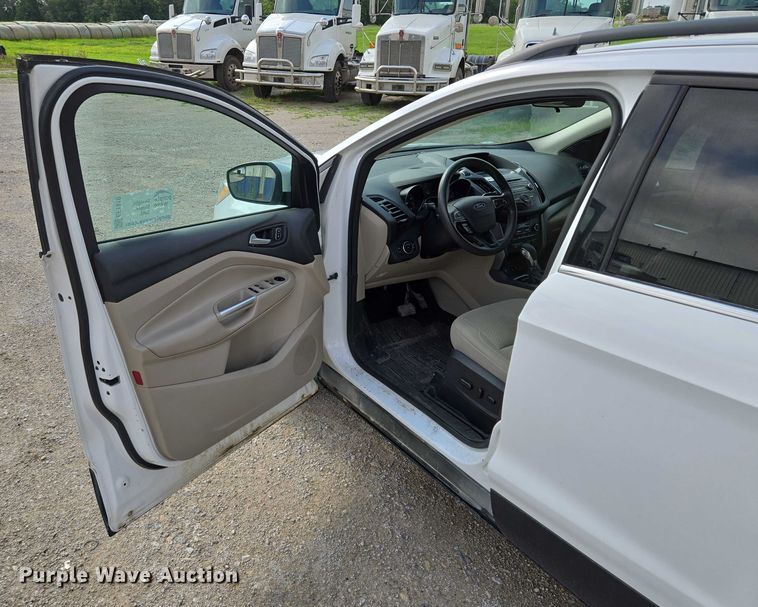 image for item EF1810 2018 Ford Escape SUV