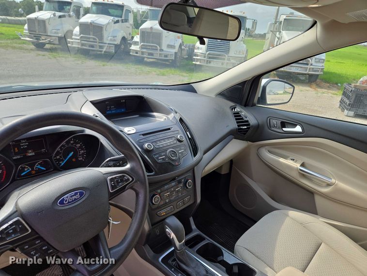 image for item EF1810 2018 Ford Escape SUV