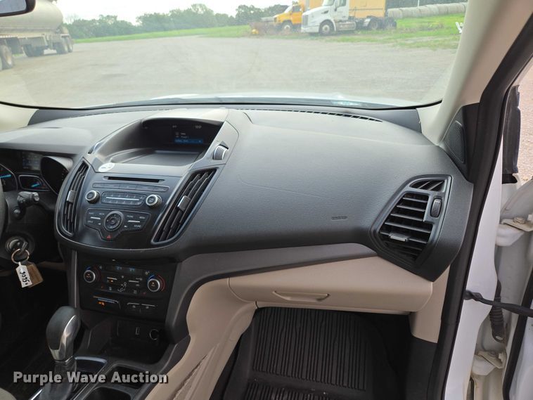 image for item EF1810 2018 Ford Escape SUV