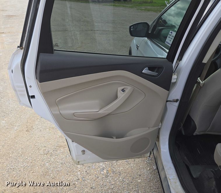 image for item EF1810 2018 Ford Escape SUV