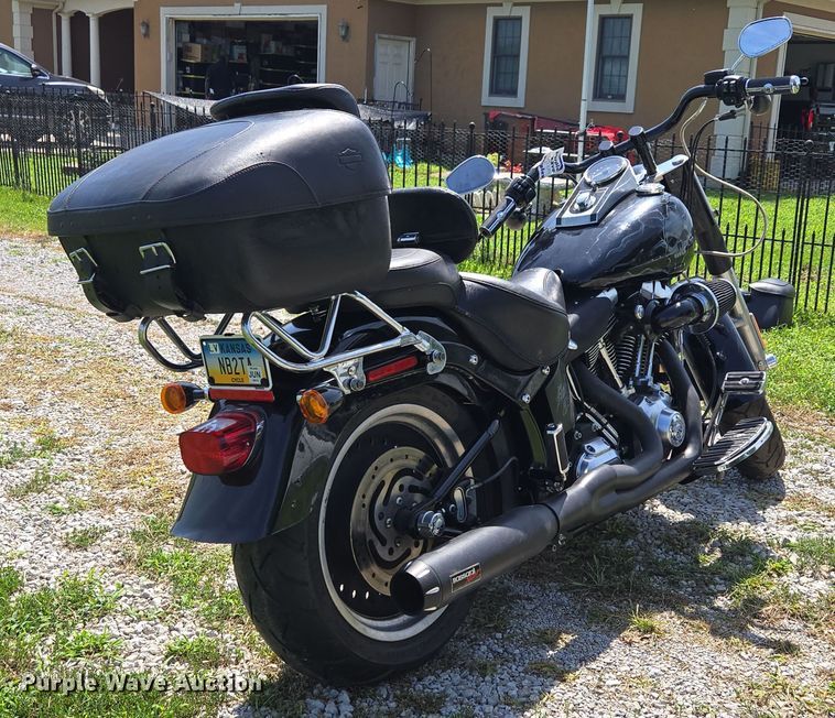 image for item EF1829 2013 Harley-Davidson  Fat Boy motorcycle
