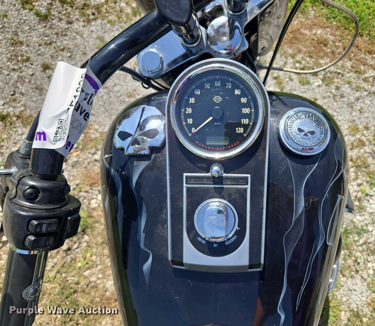 image for item EF1829 2013 Harley-Davidson  Fat Boy motorcycle