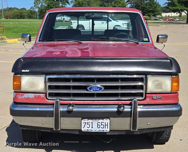 image for item EF1831 1990 Ford  F150 pickup truck