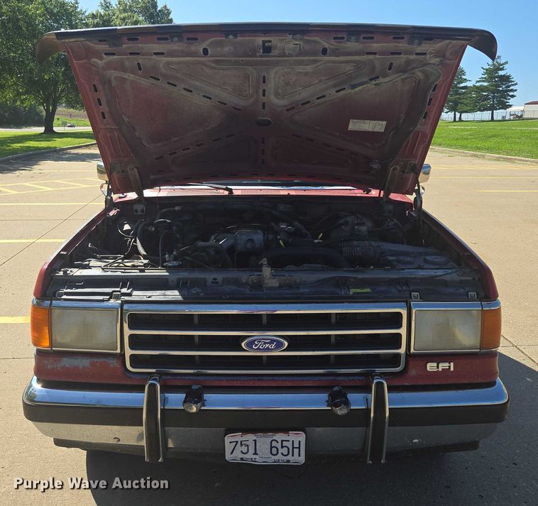 image for item EF1831 1990 Ford  F150 pickup truck