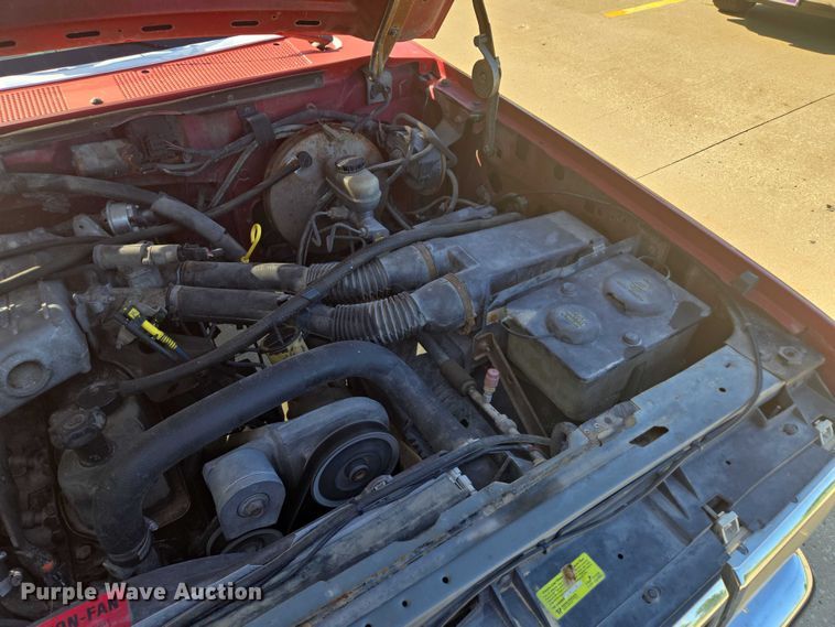 image for item EF1831 1990 Ford  F150 pickup truck