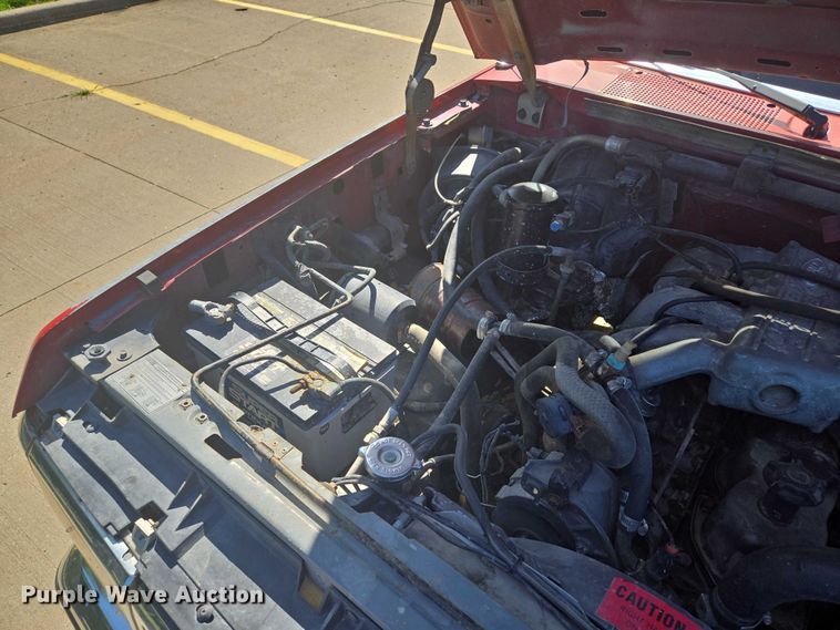 image for item EF1831 1990 Ford  F150 pickup truck