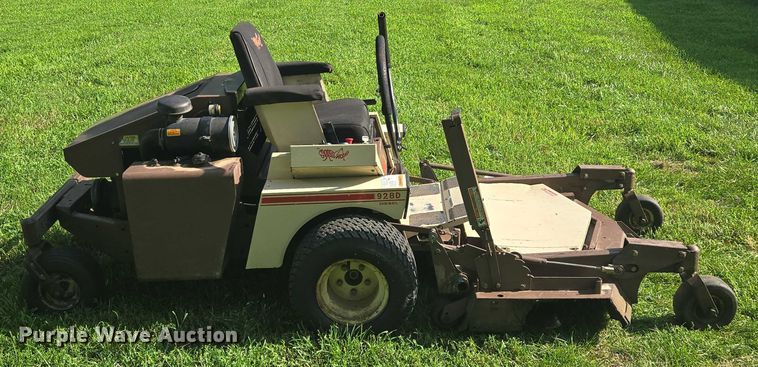 image for item EF1835 2003 Grasshopper 928D ZTR lawn mower