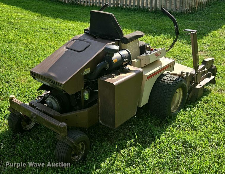 image for item EF1835 2003 Grasshopper 928D ZTR lawn mower