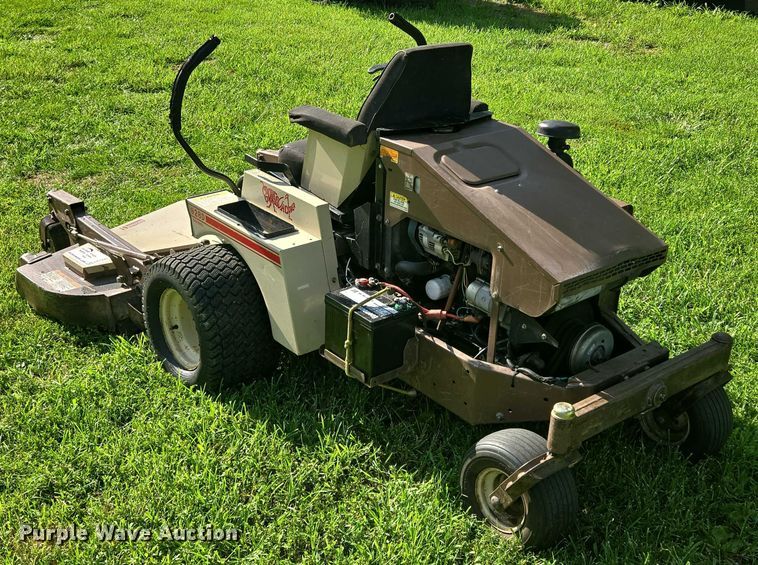 image for item EF1835 2003 Grasshopper 928D ZTR lawn mower