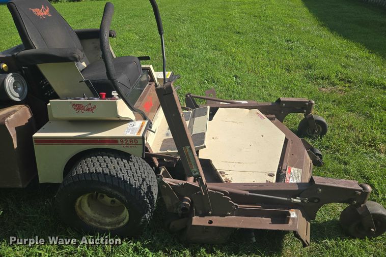 image for item EF1835 2003 Grasshopper 928D ZTR lawn mower