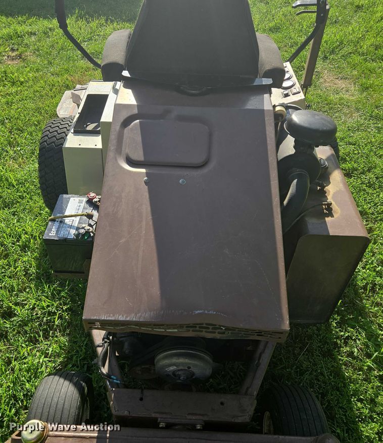 image for item EF1835 2003 Grasshopper 928D ZTR lawn mower