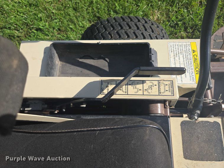 image for item EF1835 2003 Grasshopper 928D ZTR lawn mower