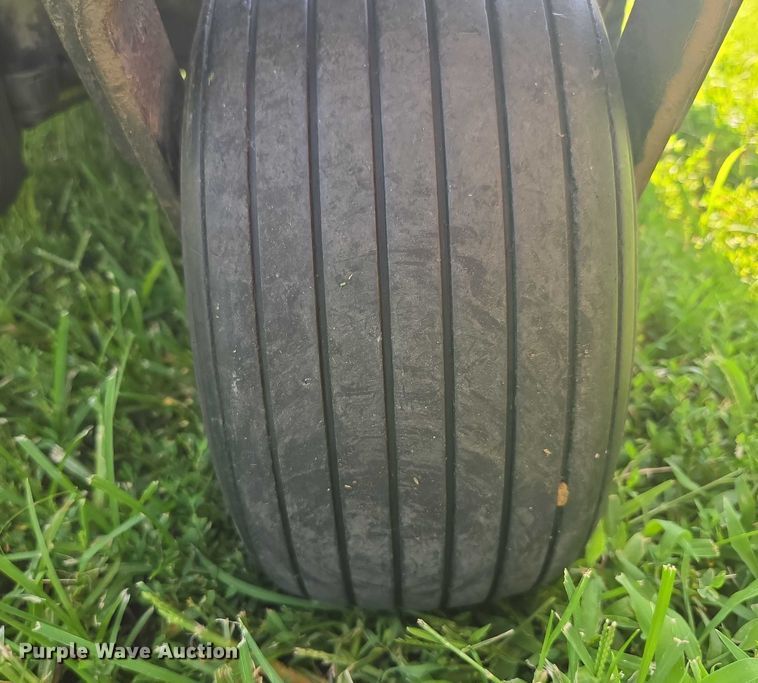 image for item EF1835 2003 Grasshopper 928D ZTR lawn mower