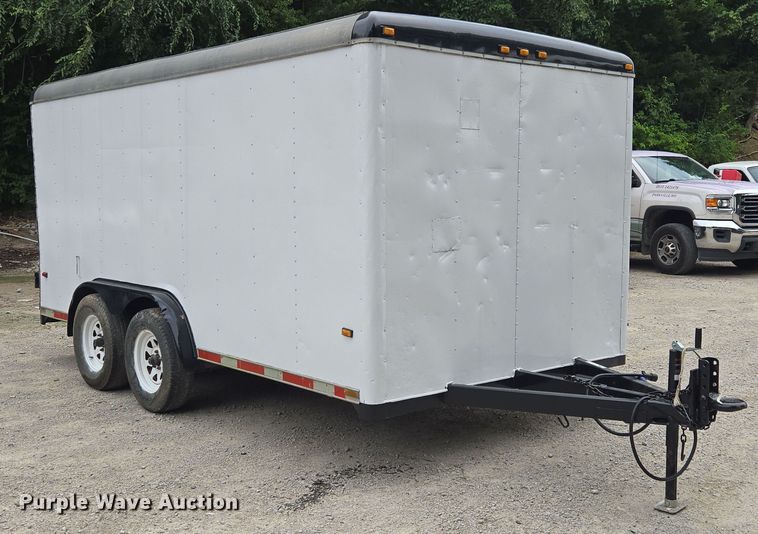 image for item EF1846 1993 Wells Cargo enclosed cargo trailer