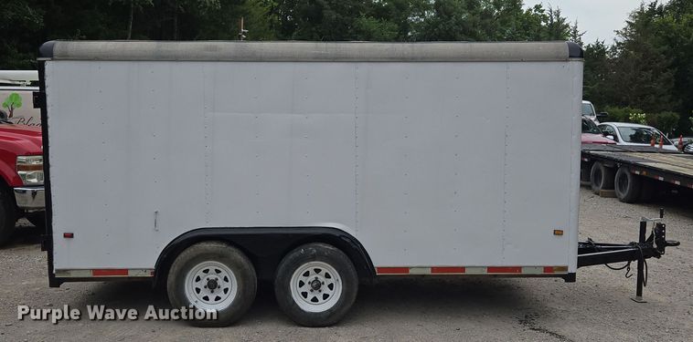 image for item EF1846 1993 Wells Cargo enclosed cargo trailer