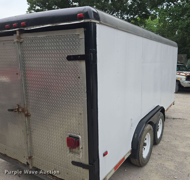 image for item EF1846 1993 Wells Cargo enclosed cargo trailer