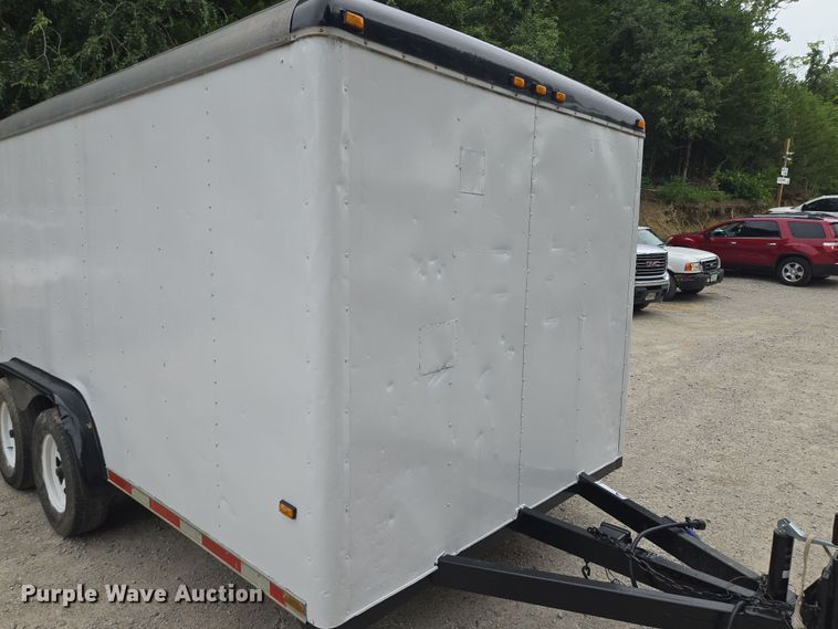 image for item EF1846 1993 Wells Cargo enclosed cargo trailer
