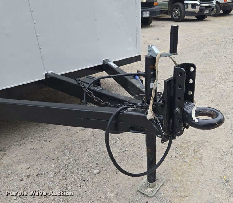 image for item EF1846 1993 Wells Cargo enclosed cargo trailer