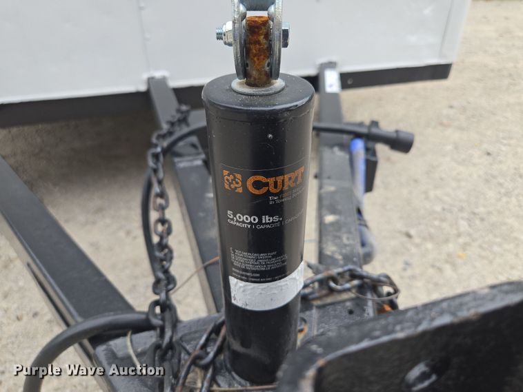 image for item EF1846 1993 Wells Cargo enclosed cargo trailer