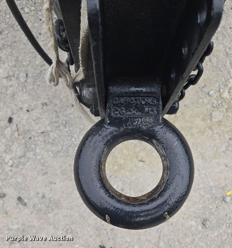 image for item EF1846 1993 Wells Cargo enclosed cargo trailer