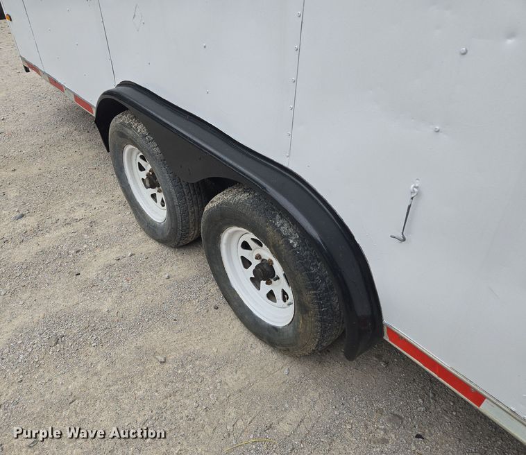 image for item EF1846 1993 Wells Cargo enclosed cargo trailer