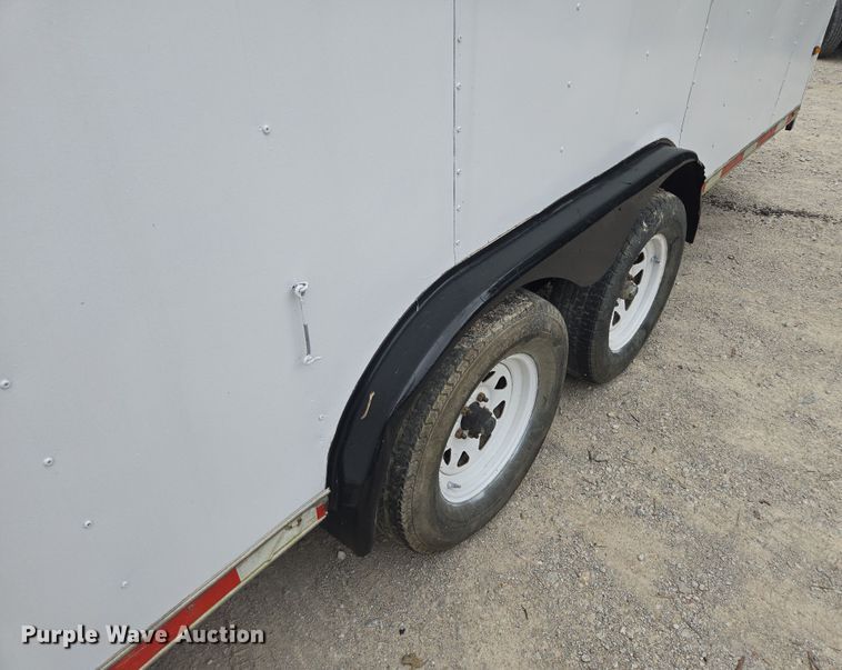 image for item EF1846 1993 Wells Cargo enclosed cargo trailer