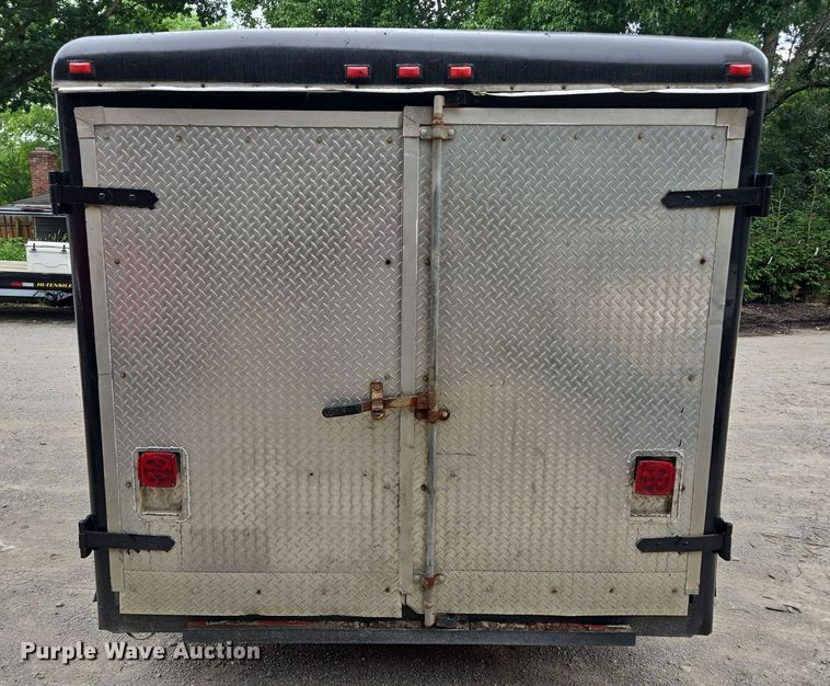 image for item EF1846 1993 Wells Cargo enclosed cargo trailer