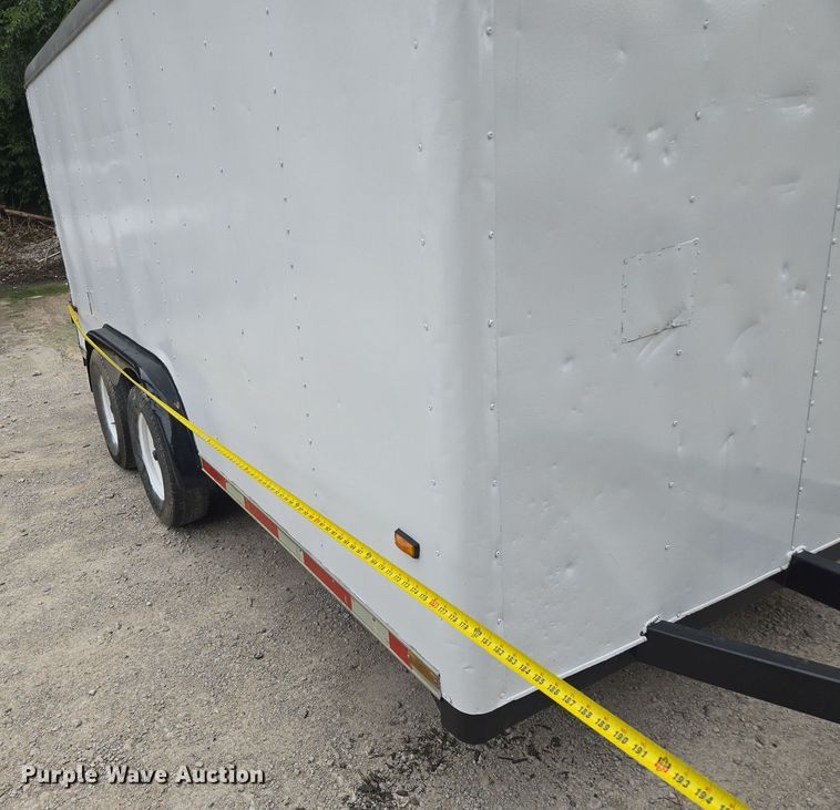 image for item EF1846 1993 Wells Cargo enclosed cargo trailer