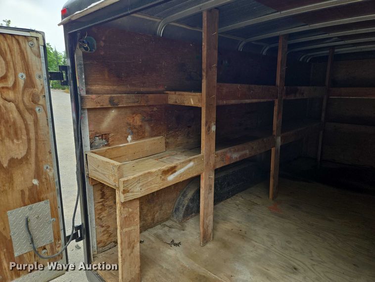 image for item EF1846 1993 Wells Cargo enclosed cargo trailer