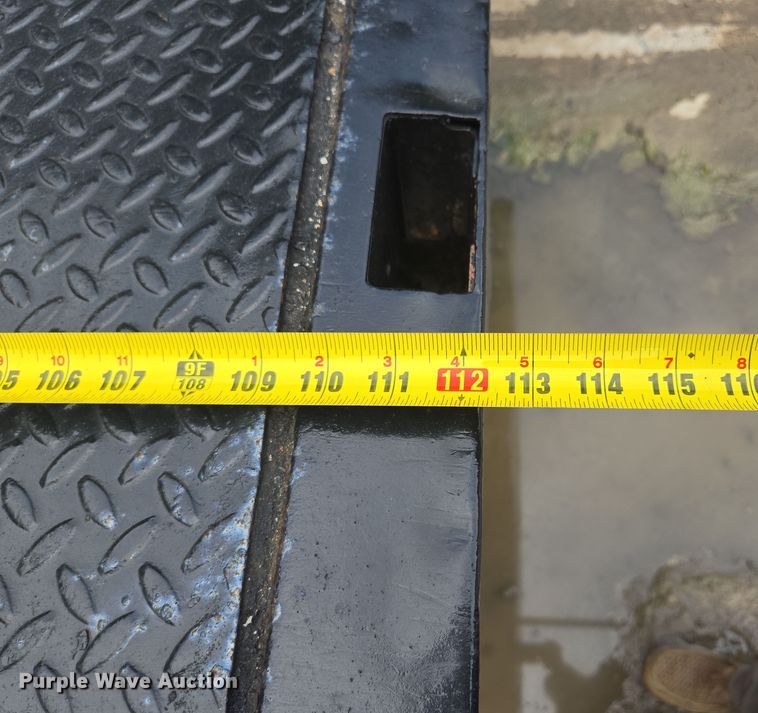 image for item EF1847 2001 Ford  F550 Super Duty XL dump flatbed truck