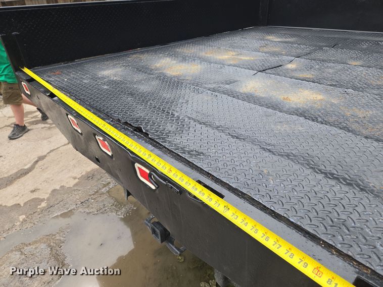 image for item EF1847 2001 Ford  F550 Super Duty XL dump flatbed truck