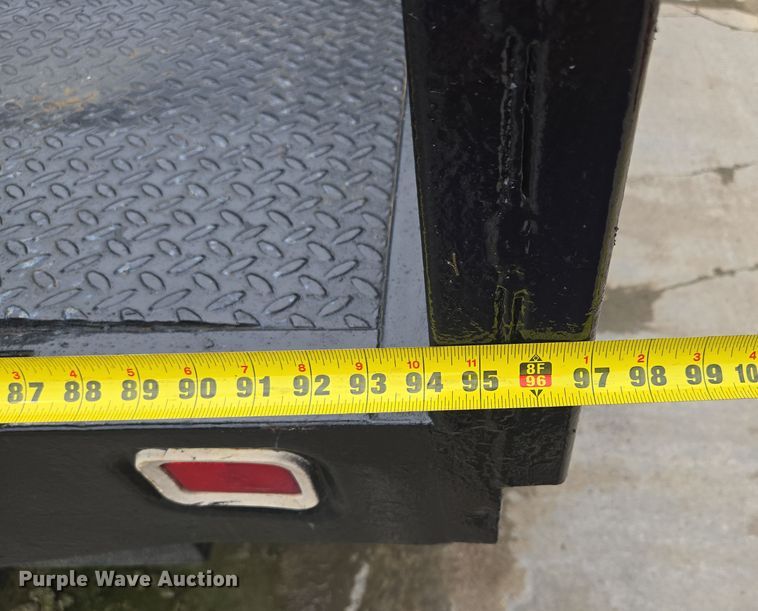 image for item EF1847 2001 Ford  F550 Super Duty XL dump flatbed truck