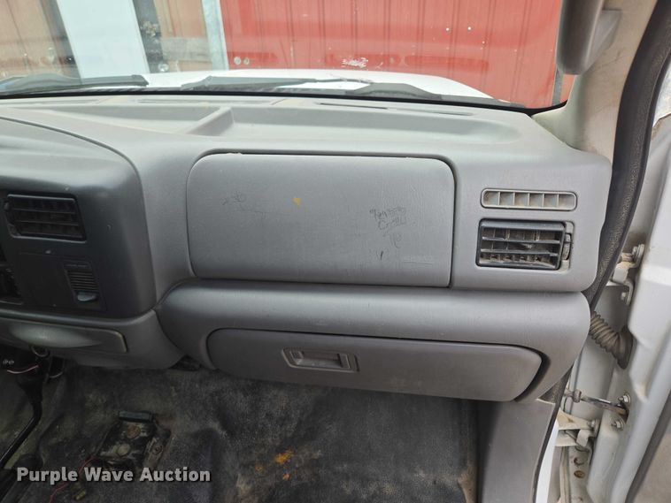 image for item EF1847 2001 Ford  F550 Super Duty XL dump flatbed truck