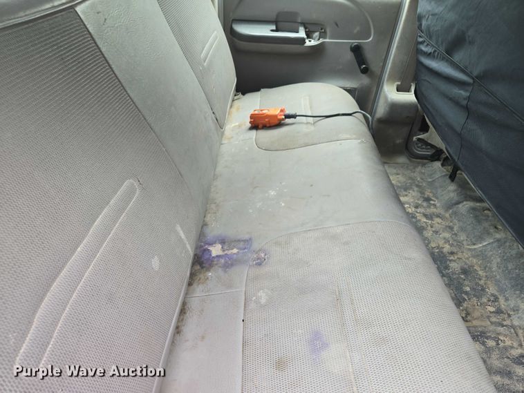 image for item EF1847 2001 Ford  F550 Super Duty XL dump flatbed truck