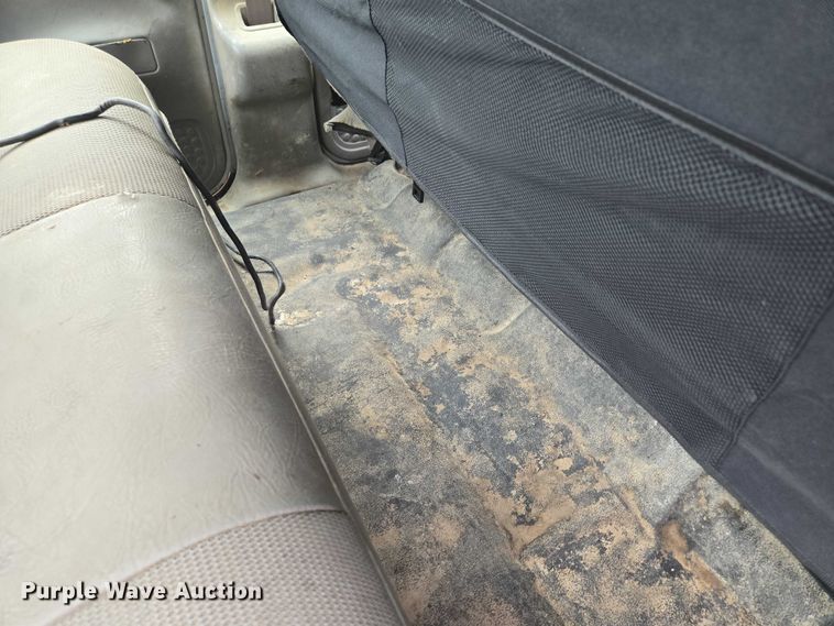 image for item EF1847 2001 Ford  F550 Super Duty XL dump flatbed truck