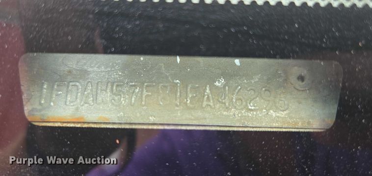 image for item EF1847 2001 Ford  F550 Super Duty XL dump flatbed truck