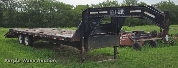 image for item EF1850 2003 Load Trail equipment trailer