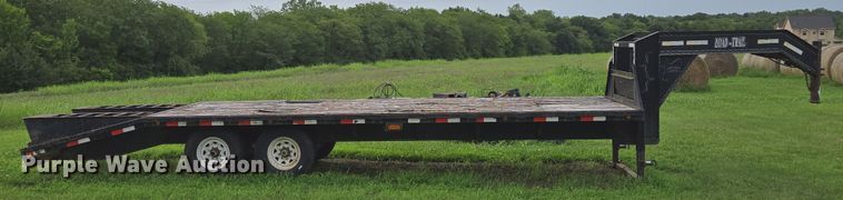 image for item EF1850 2003 Load Trail equipment trailer
