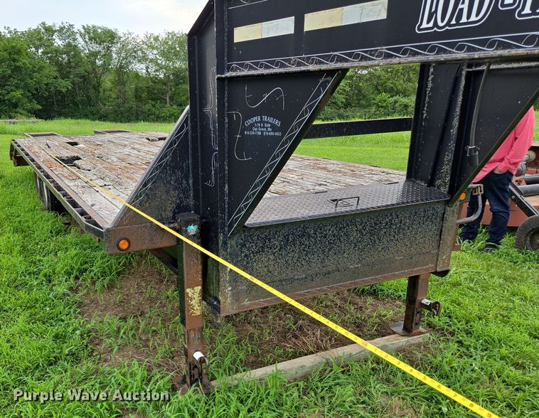 image for item EF1850 2003 Load Trail equipment trailer