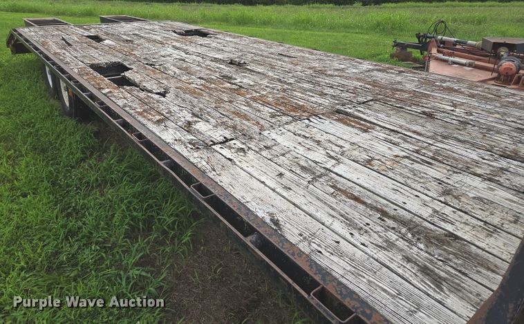 image for item EF1850 2003 Load Trail equipment trailer