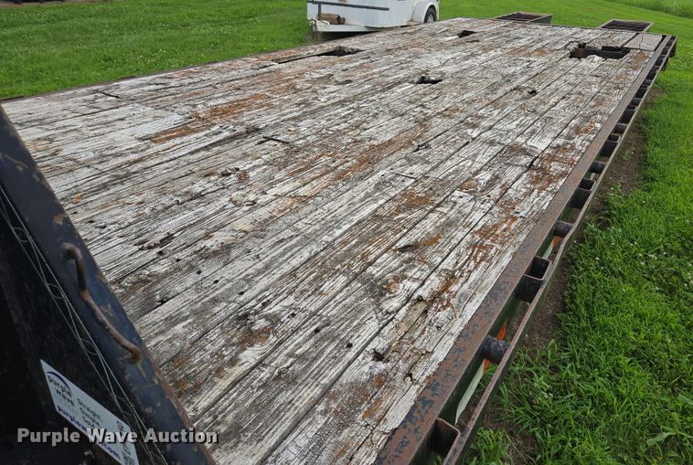 image for item EF1850 2003 Load Trail equipment trailer