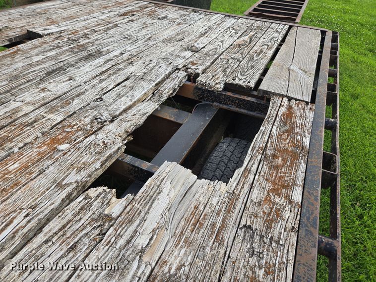 image for item EF1850 2003 Load Trail equipment trailer