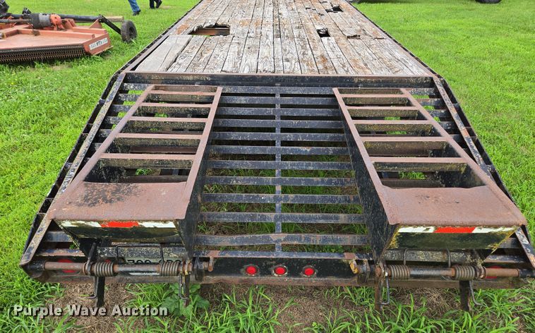 image for item EF1850 2003 Load Trail equipment trailer