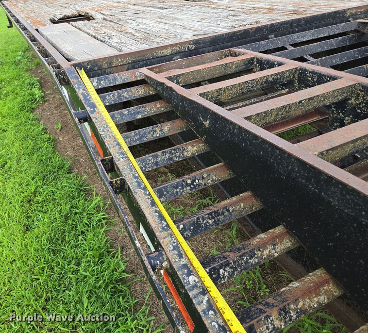 image for item EF1850 2003 Load Trail equipment trailer