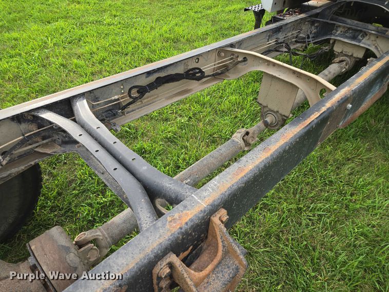 image for item EF1851 2008 Ford F650 Super Duty  Crew Cab truck cab and chassis